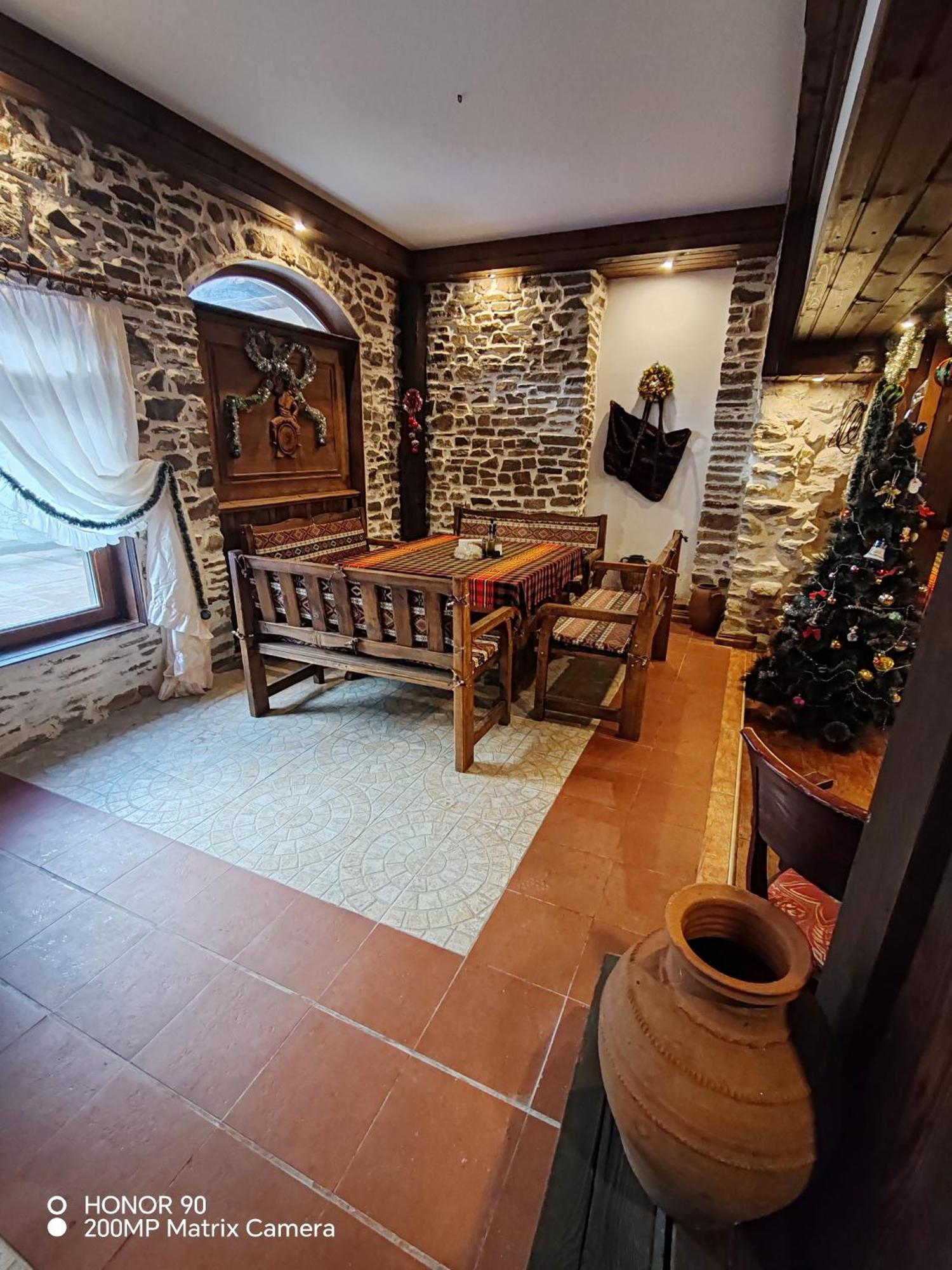 Парк - Хотел Макензен Melnik  Exterior photo