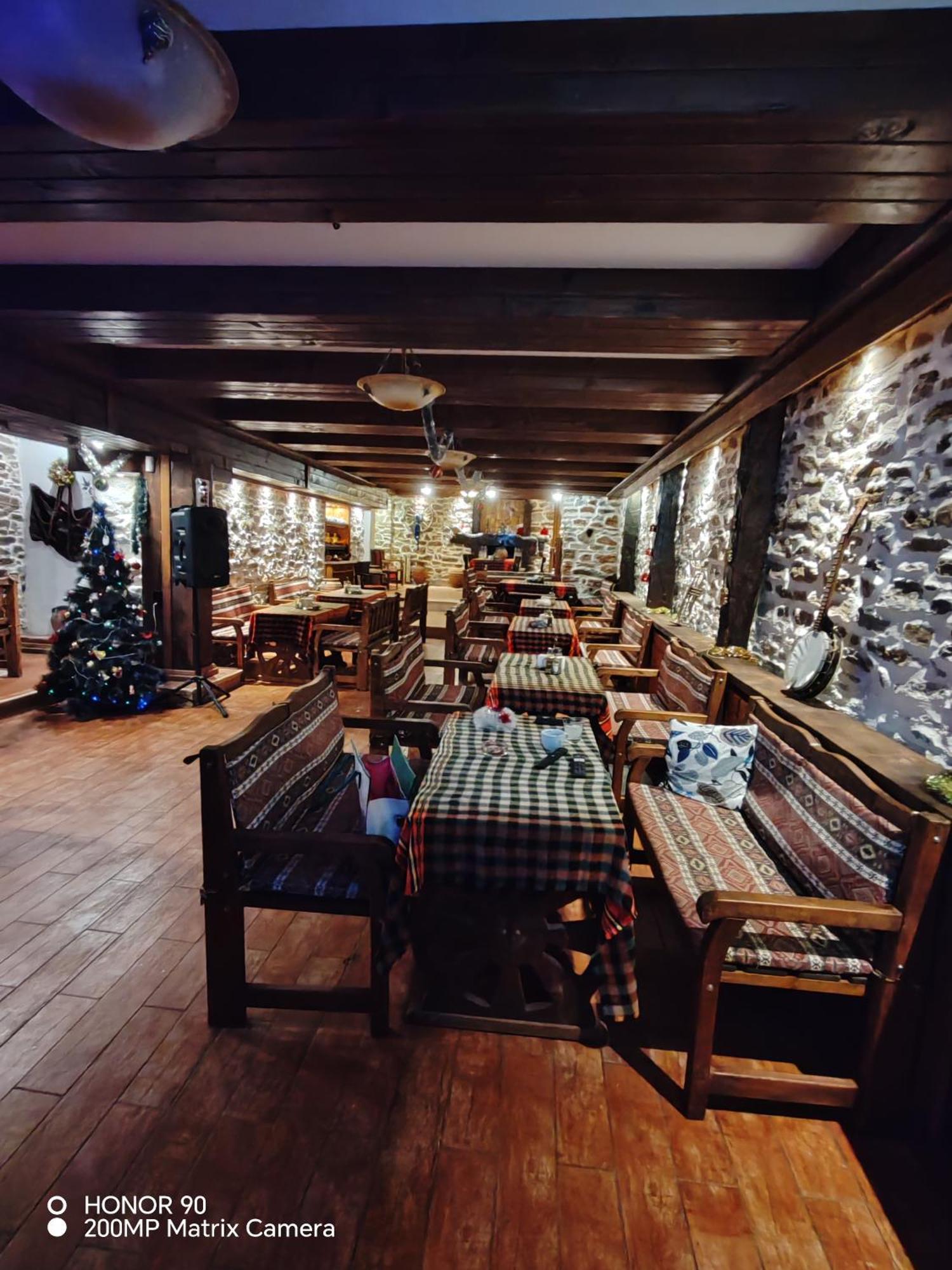 Парк - Хотел Макензен Melnik  Exterior photo